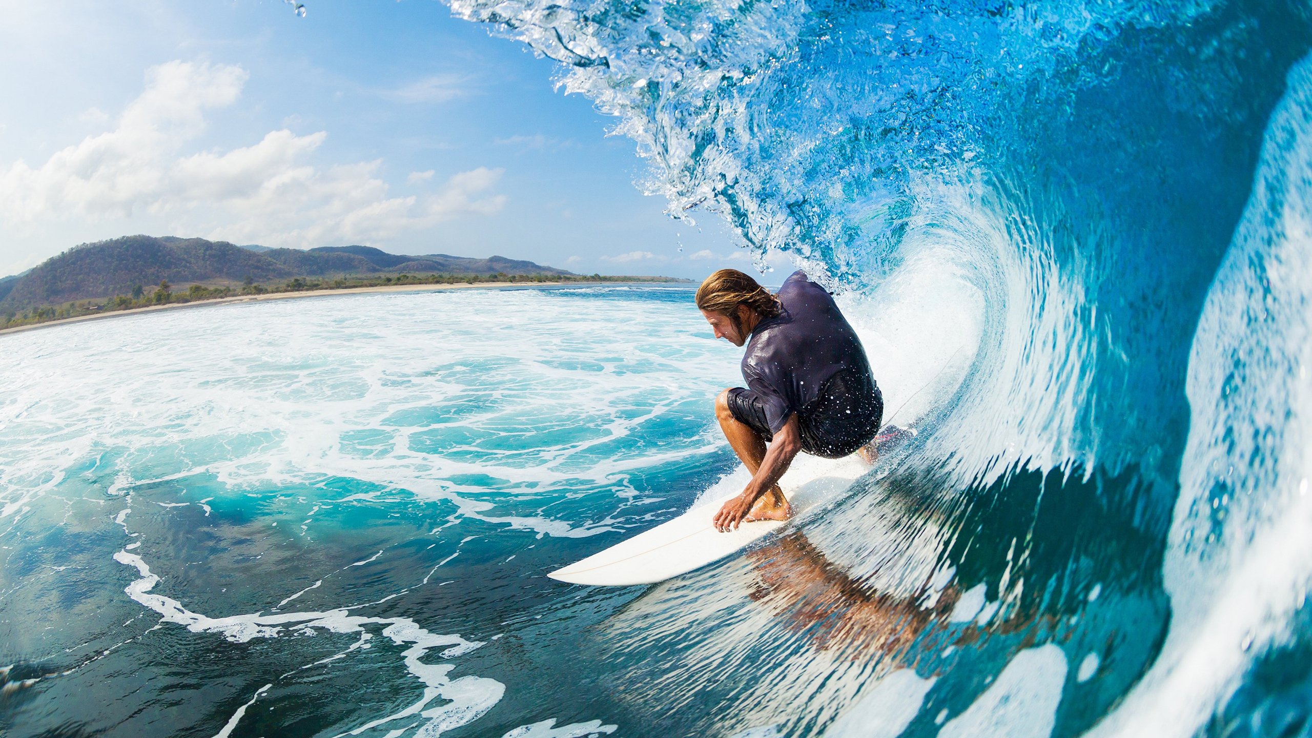 德甲联赛激战正酣，拜仁慕尼黑与勒沃库森上演巅峰对决